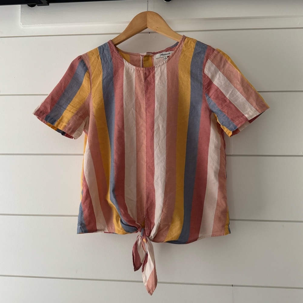 Madewell tie tee with button-back in Sherbert Stripe. Size: Small